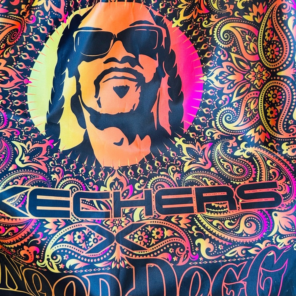 Skechers Multicolor Snoop Dogg Drawstring Bag NWOT - Picture 3 of 3